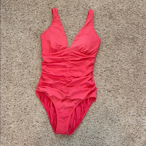 Jantzen Other - Coral Ruffled One Piece Swimsuit